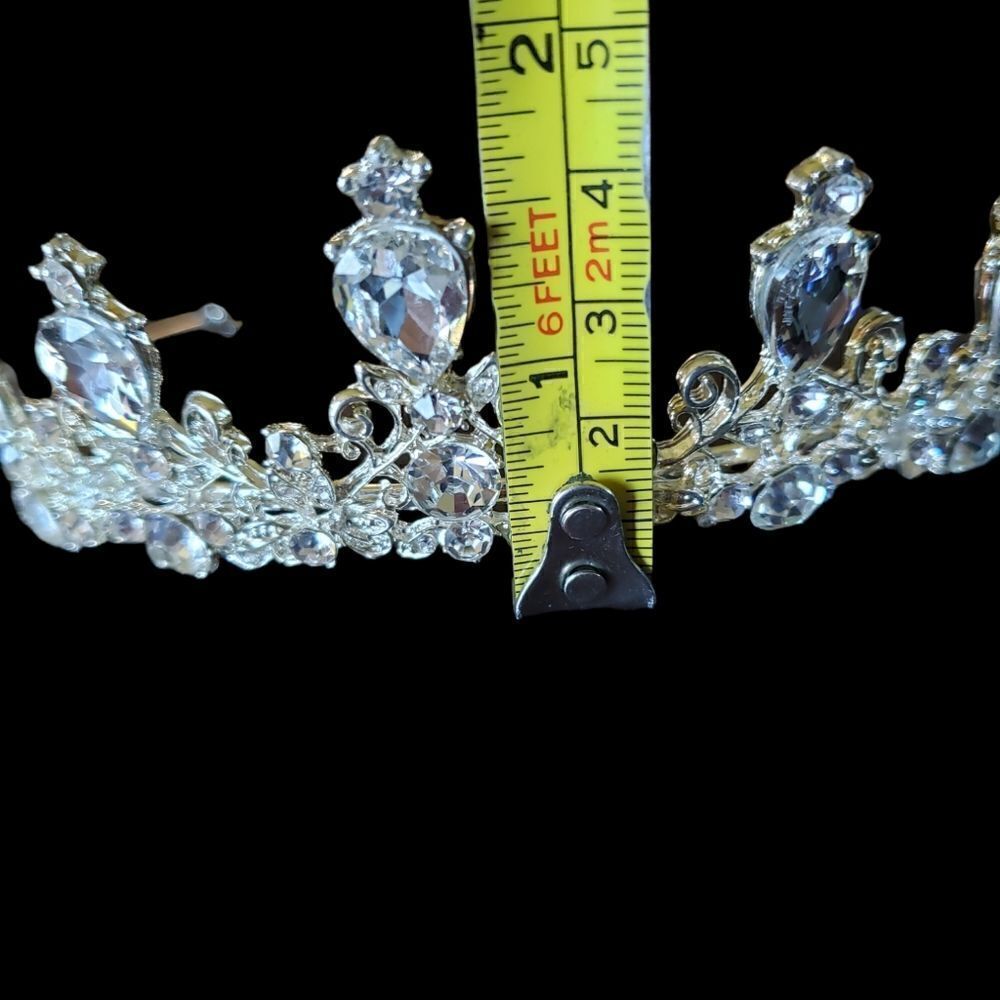 Wedding tiera silver tone and rhinestones. - Picture 3 of 3